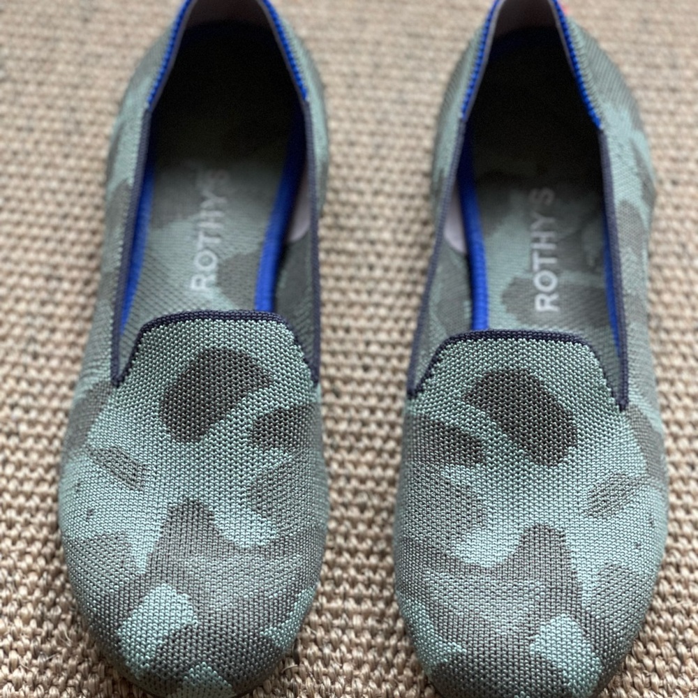 Rothy’s camo loafer flat 8